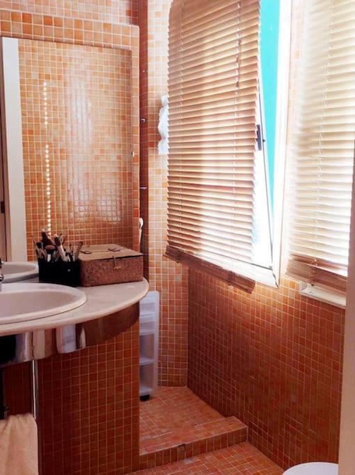Acogedor Apartamento En El Casco Antiguo Vigo Bagian luar foto